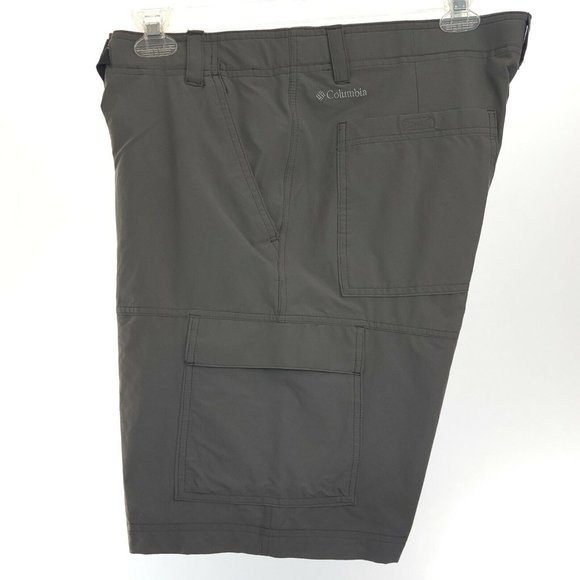 Lot 2 Columbia Omni-Shield Cargo Shorts Mens 40x10 Gray Black Nylon Blend Belted - Picture 11 of 12